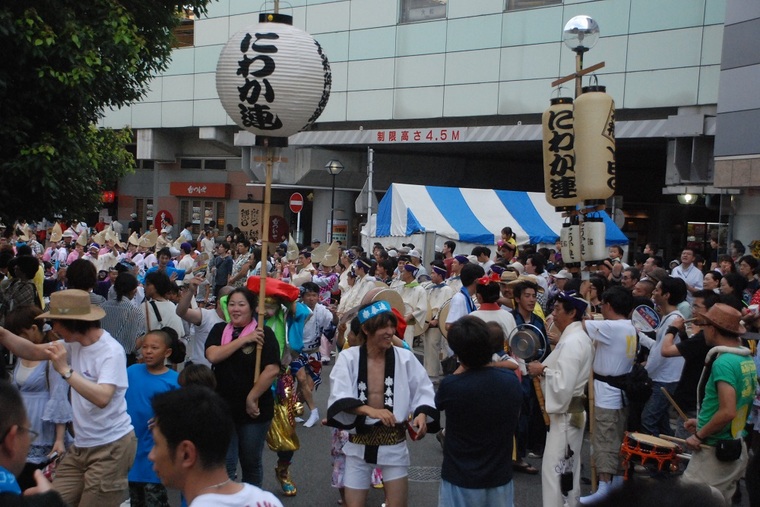 想要一起勁歌熱舞嗎?