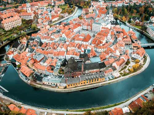 探索奧捷之美，追尋仲夏夜之夢浪漫契機